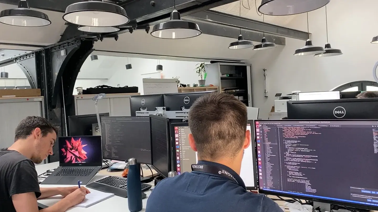 contrôle du travail grâce aux caméras IA Dilepix